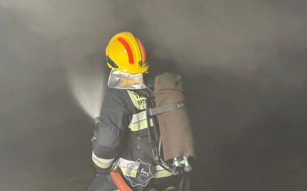 Алматыдағы ірі қоймалардың бірінде өрт шықты