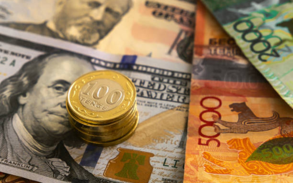 Теңге неліктен әлсіреп жатыр: Ұлттық банк жауап берді