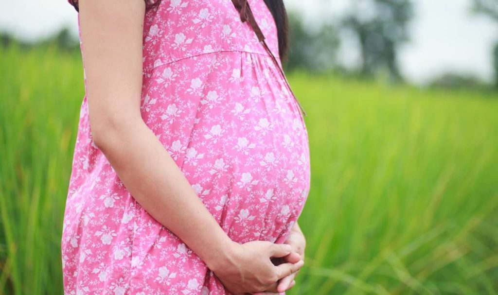 Жамбыл облысында депутаттың күйеуі зорлаған қыз тағы да жүкті болып қалған