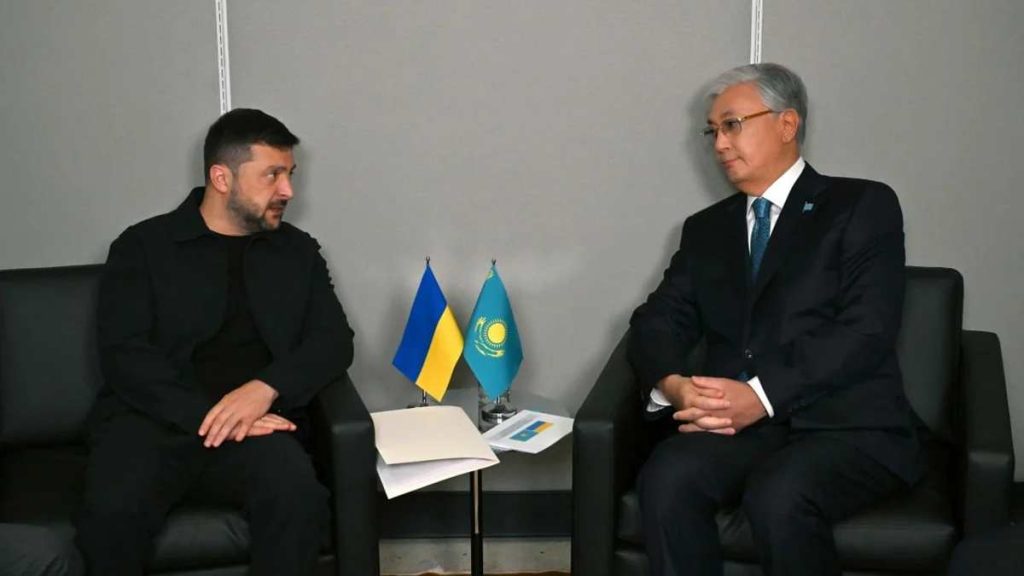 Тоқаев пен Украина президенті Зеленский кездесті