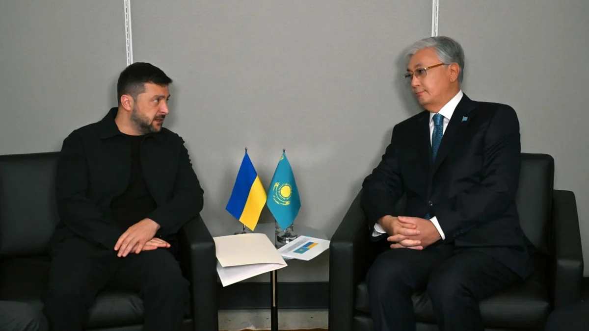 Тоқаев пен Украина президенті Зеленский кездесті