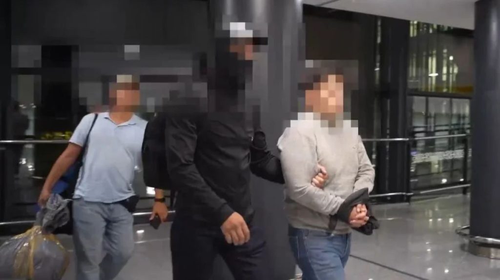 7 жыл жасырынған: Қазақстандық экс-құқық қорғаушы Түркиядан экстрадицияланды