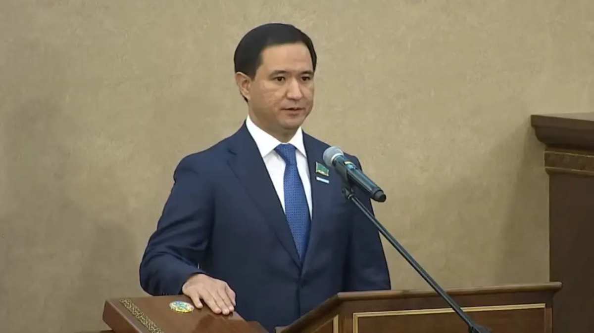 Мәжілістің жаңа депутаты ант берді