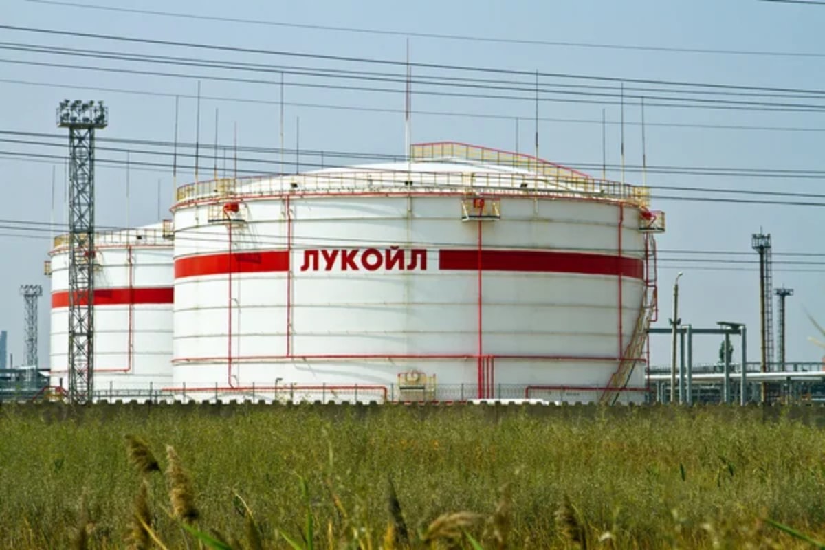 “Лукойл” Қазақстандағы активтерін сата ма: Вице-министр айтып берді