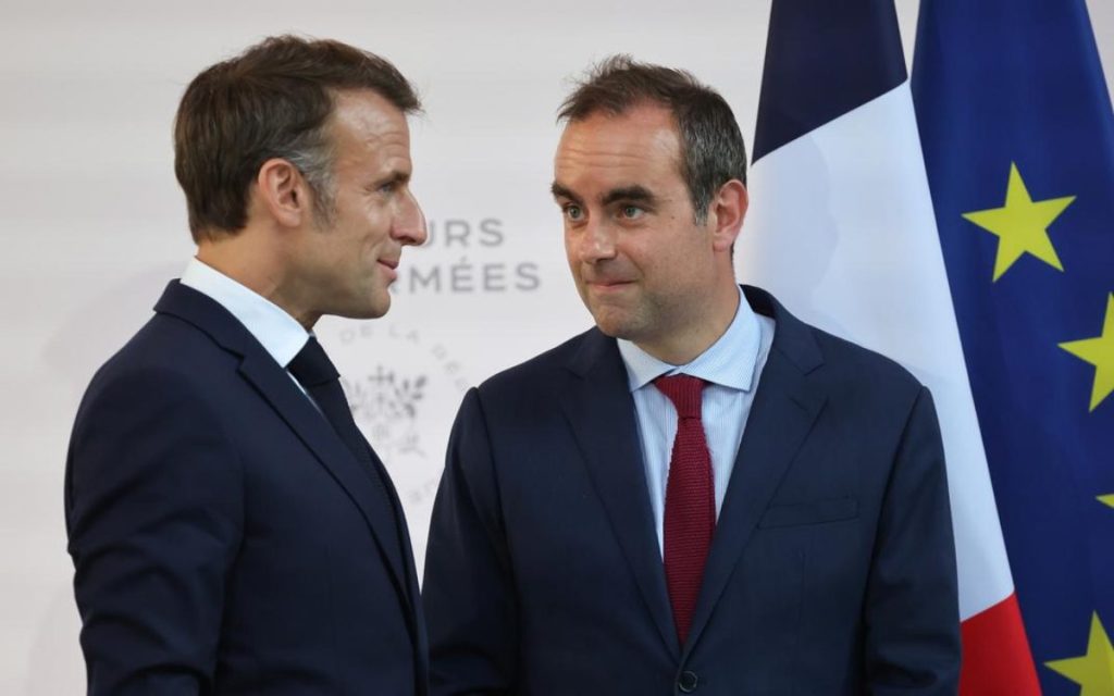 Францияның жаңа премьер-министрі отставкаға кетті