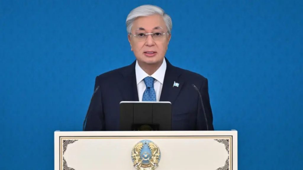 Токаев Республика күніне орай қазақстандықтарды марапаттады