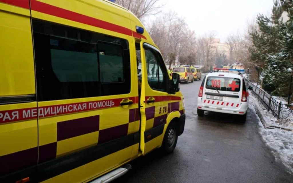 Ақтөбеде такси жүргізушісі жүргіншілер өткелінде 8 жасар баланы қағып кетті