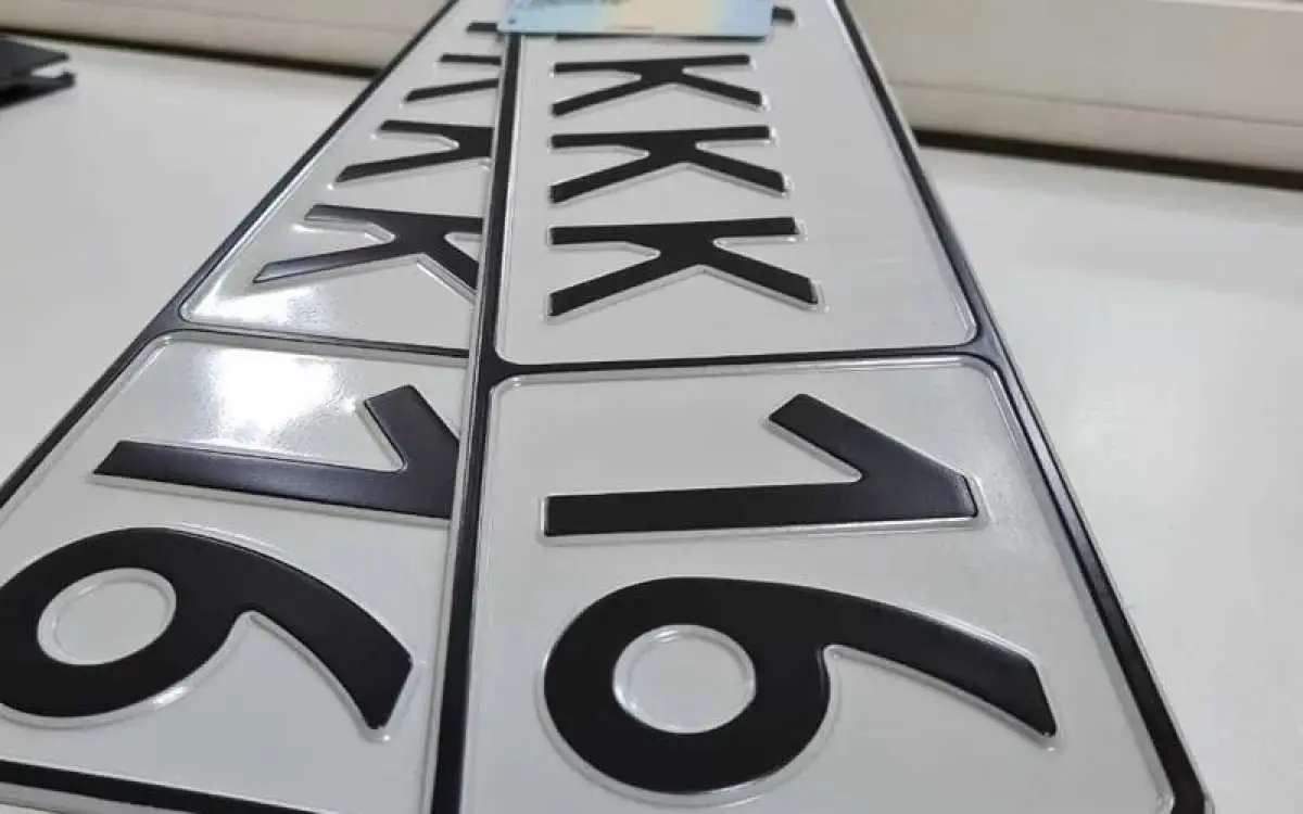 Қазақстанда көлікке "әдемі" нөмір алу тәртібі өзгереді